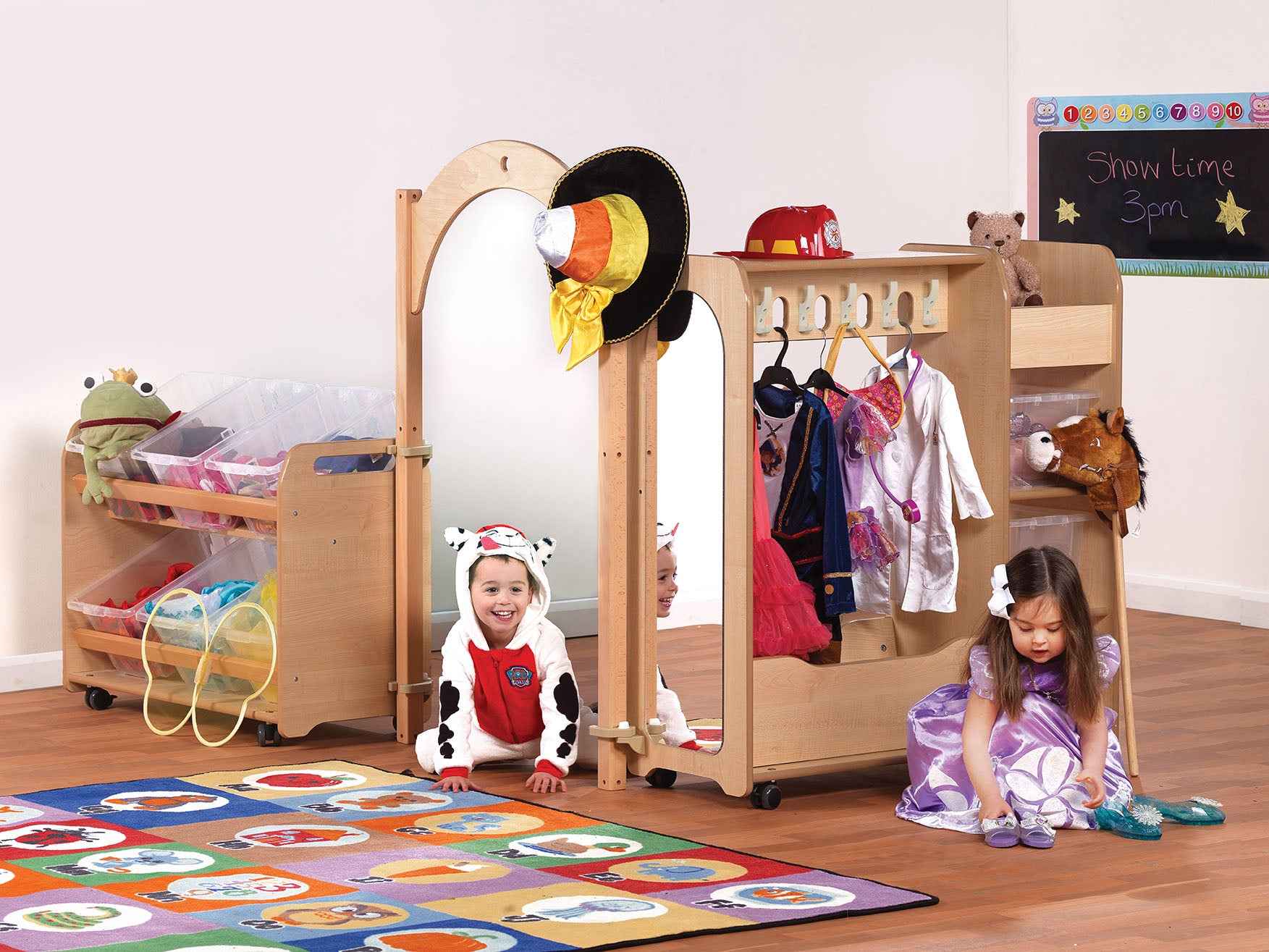Mini Preschool Dressing Up Zone