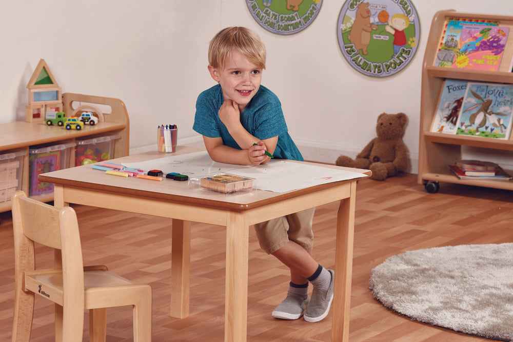 Square Table (W695 x D695 x H320mm)