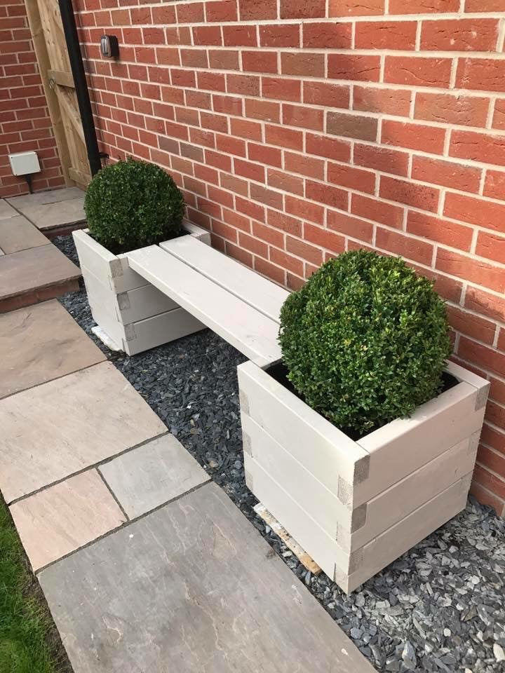 Bench & Planter Set (Devonshire)  - The Ministry of Outdoor Education