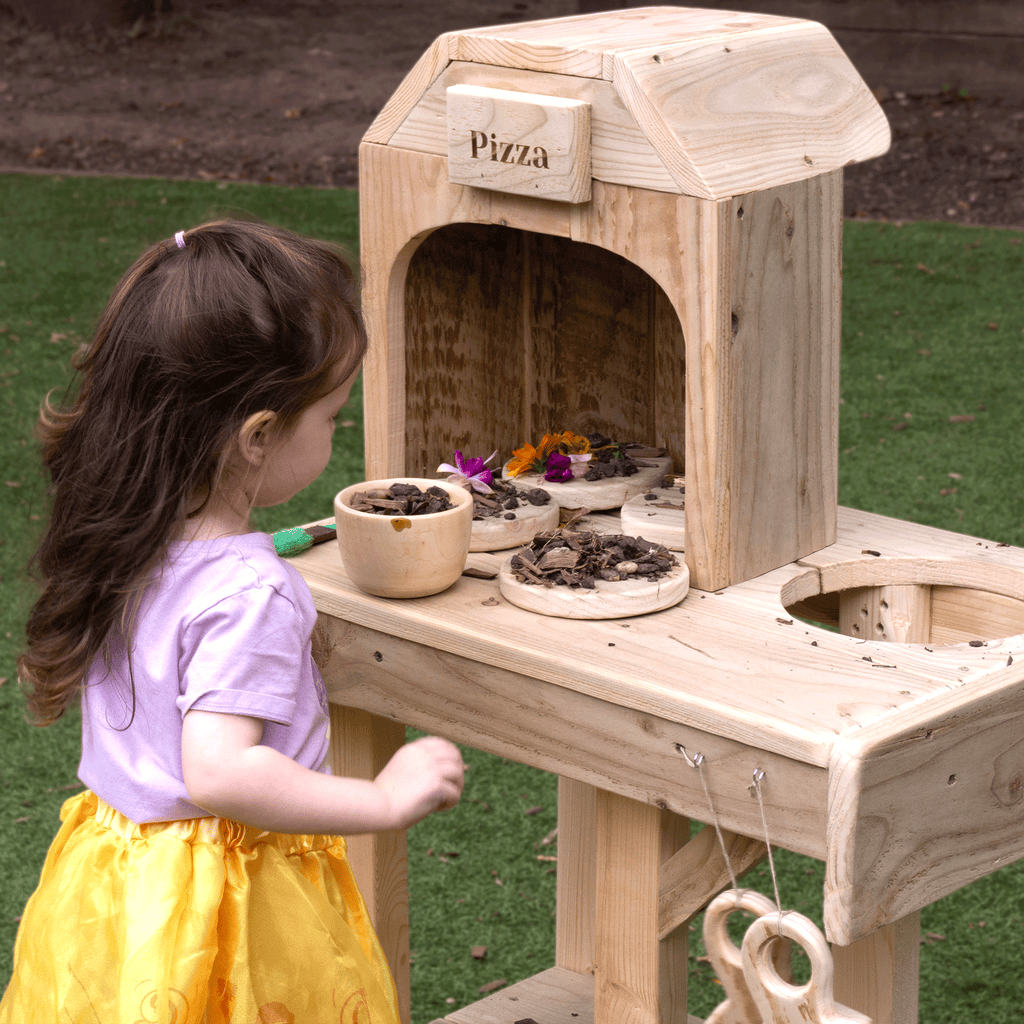 Tulip Outdoors Pizza Restaurant  - The Ministry of Outdoor Education