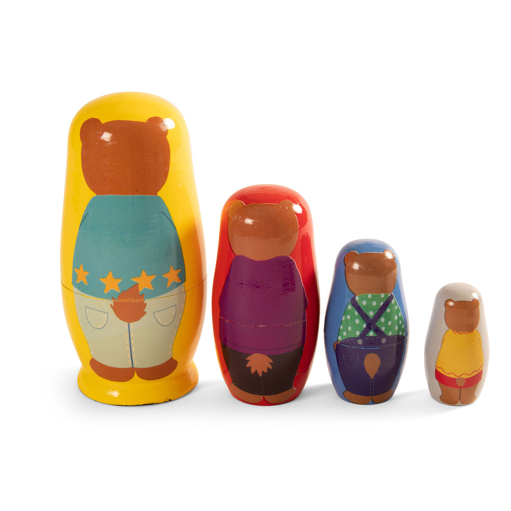 Nesting Brown Bears  - The Ministry of Outdoor Education