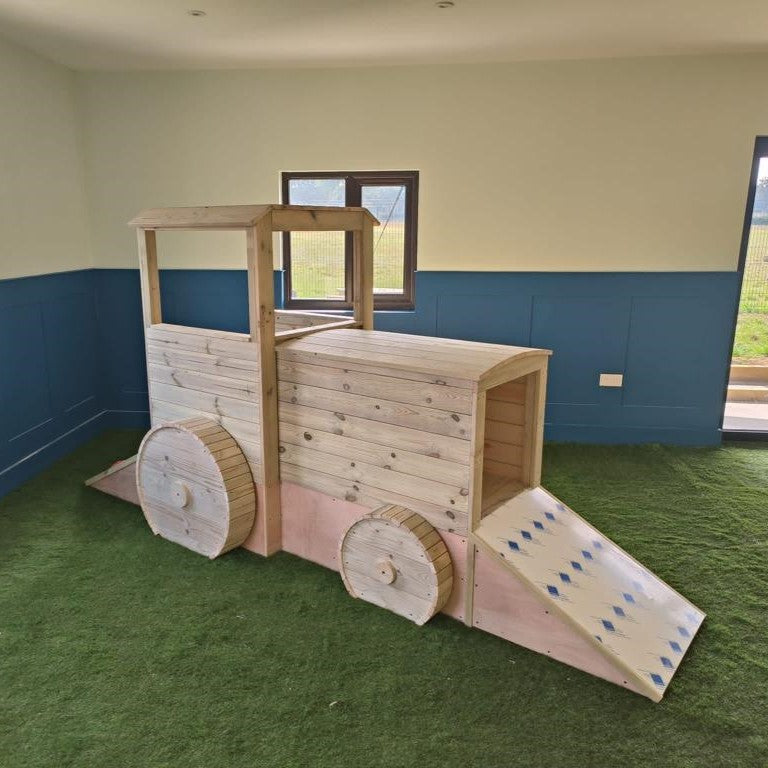 Giant Tractor with Slide