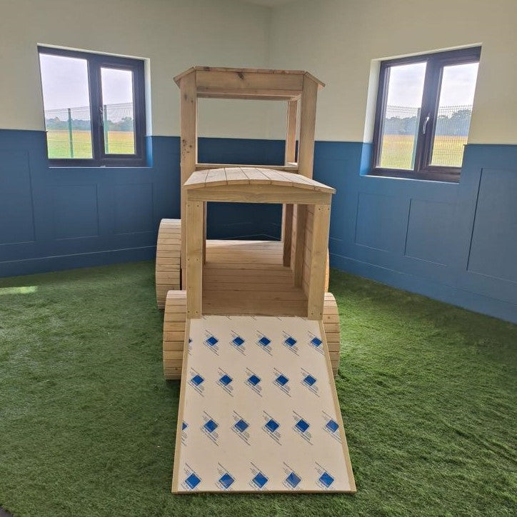 Giant Tractor with Slide